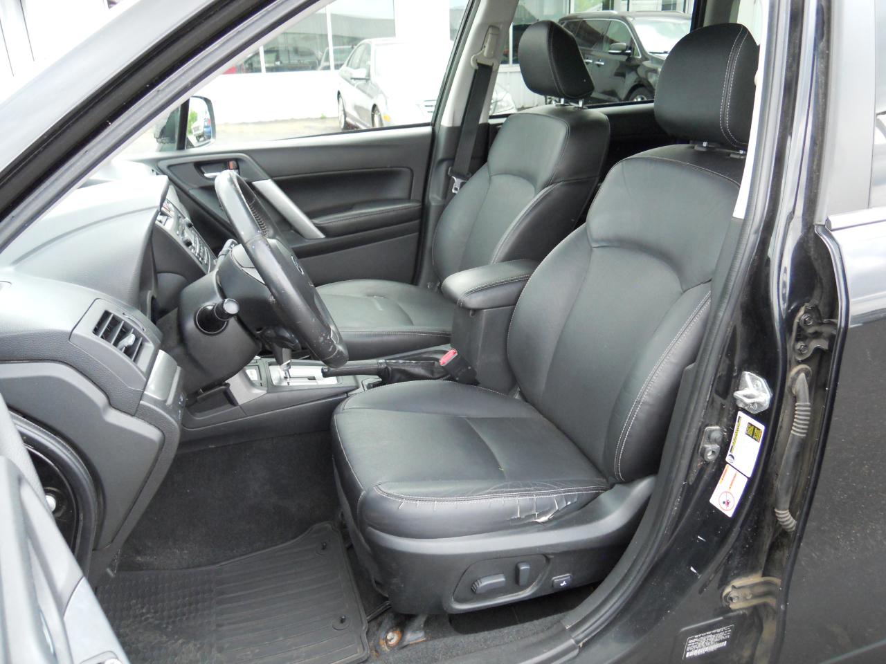 Subaru Forester 2.5i Limited 2014