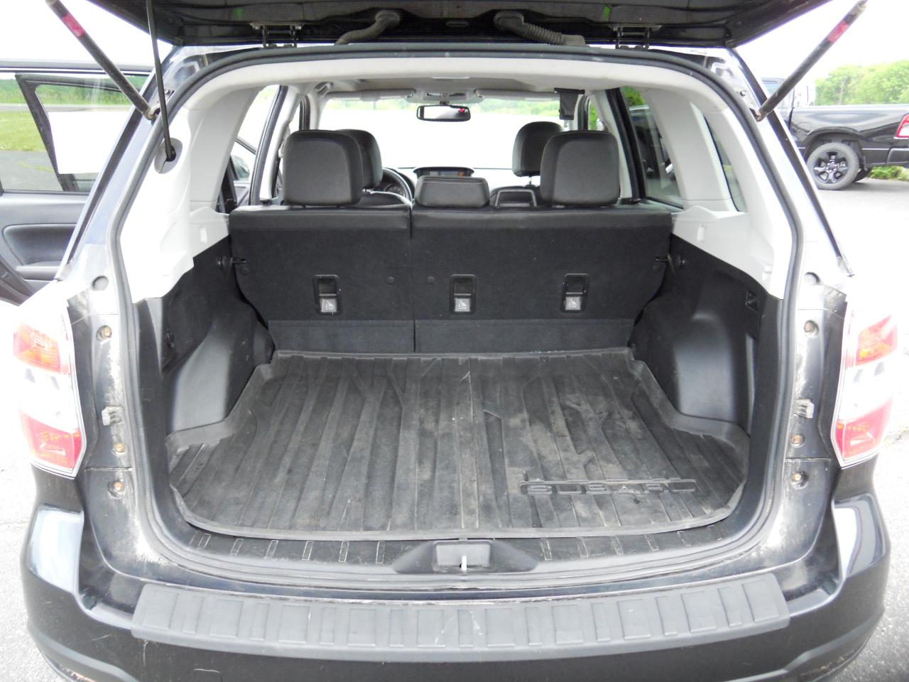 Subaru Forester 2.5i Limited 2014