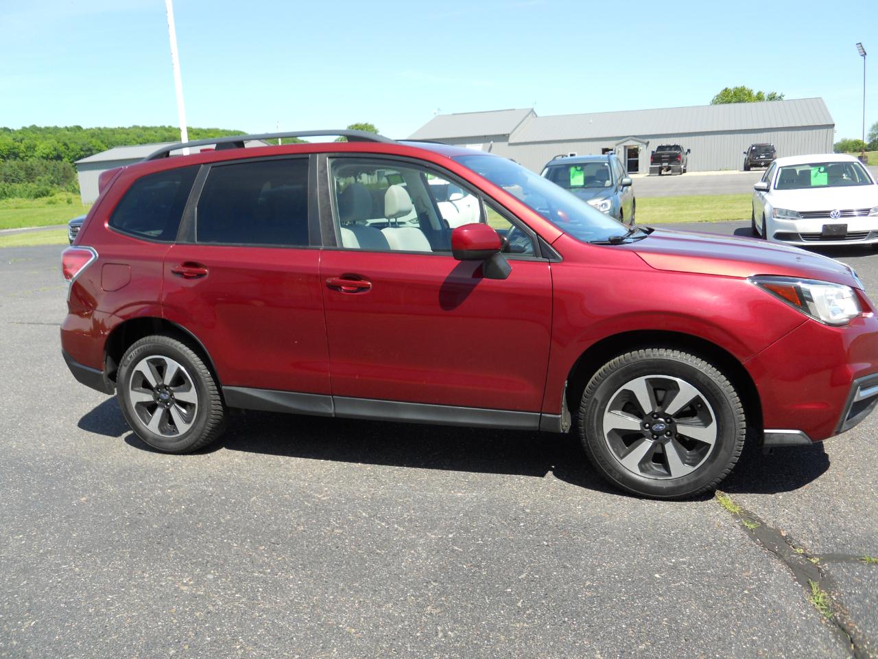 Subaru Forester 2.5i Premium PZEV CVT 2017