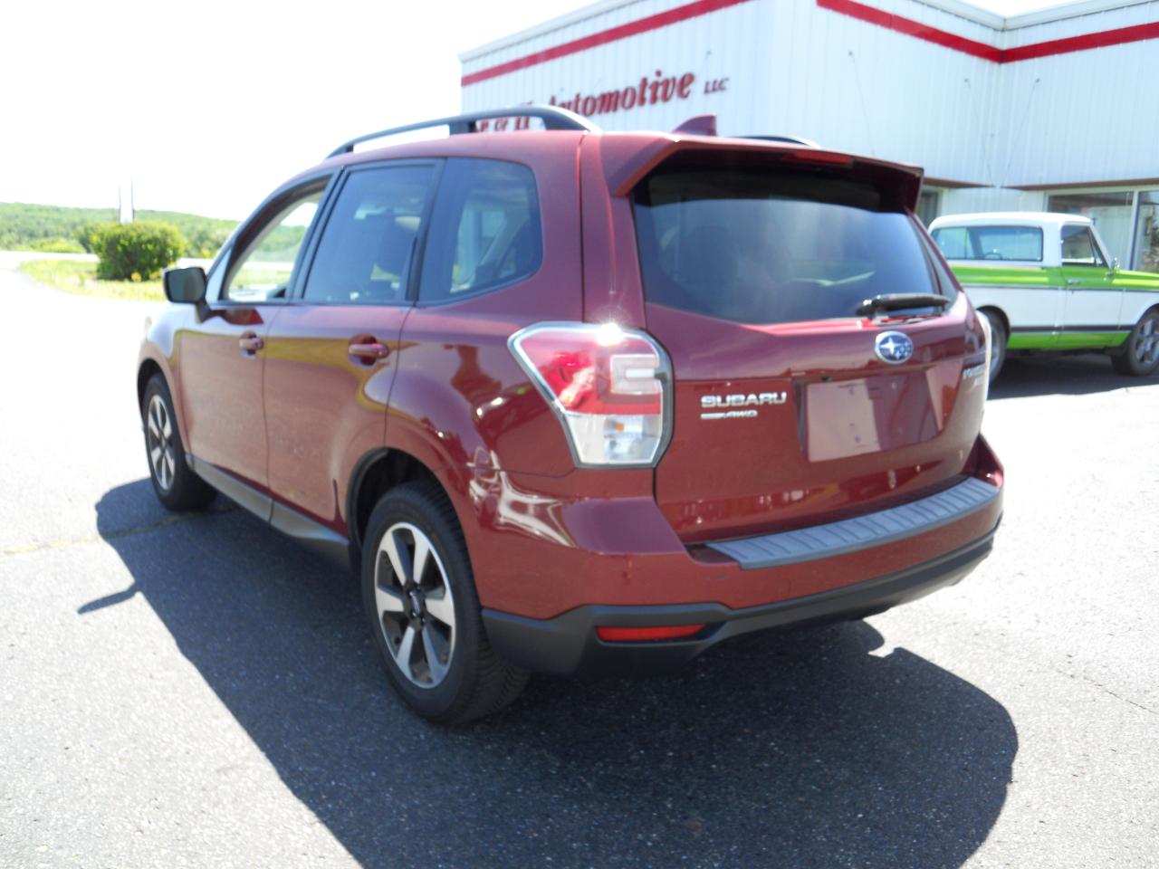 Subaru Forester 2.5i Premium PZEV CVT 2017