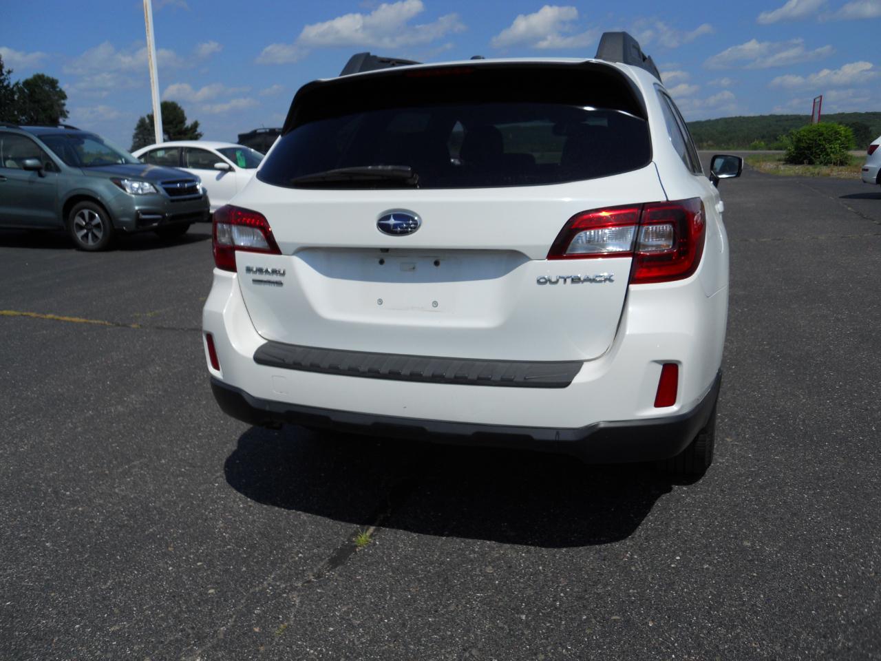 Subaru Outback 2.5i Premium 2015
