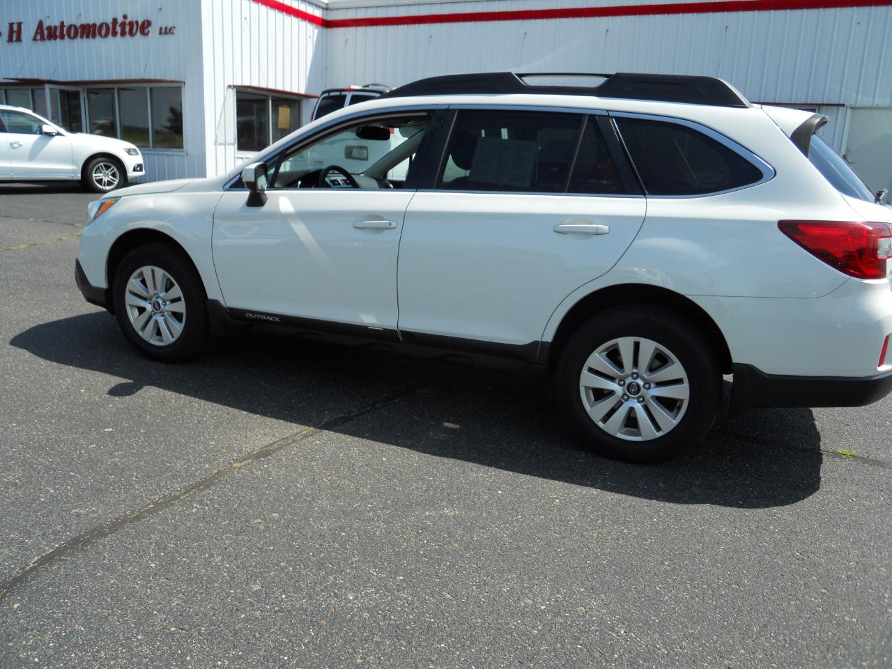 Subaru Outback 2.5i Premium 2015