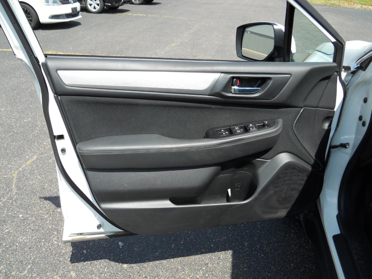 Subaru Outback 2.5i Premium 2015