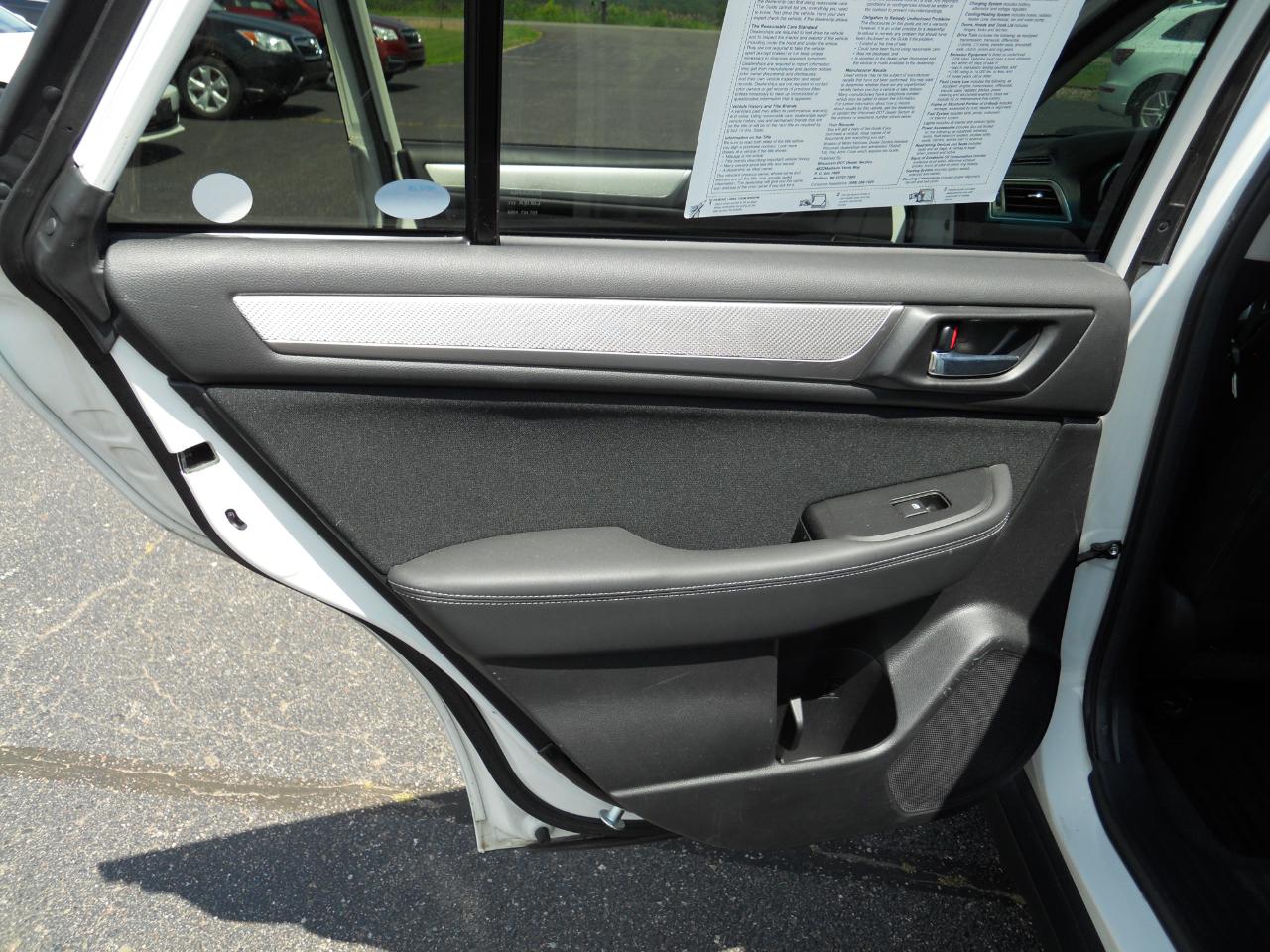 Subaru Outback 2.5i Premium 2015