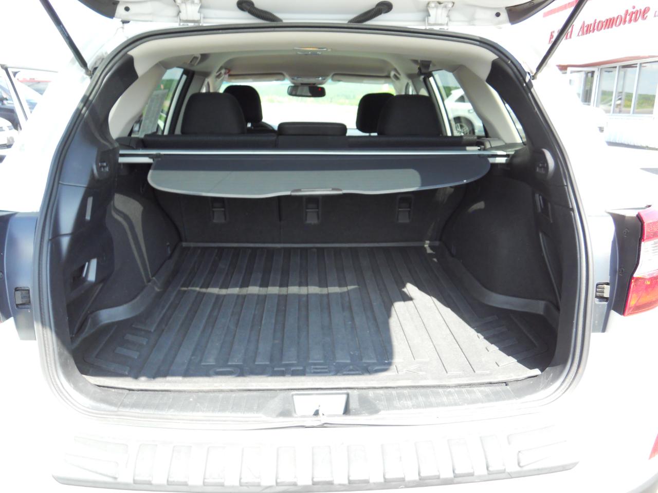 Subaru Outback 2.5i Premium 2015