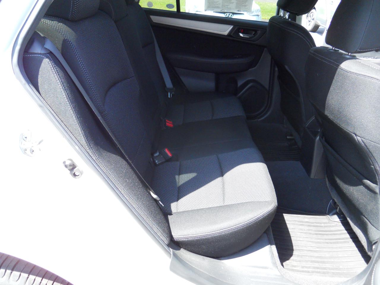 Subaru Outback 2.5i Premium 2015