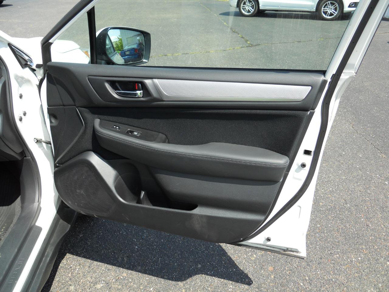 Subaru Outback 2.5i Premium 2015