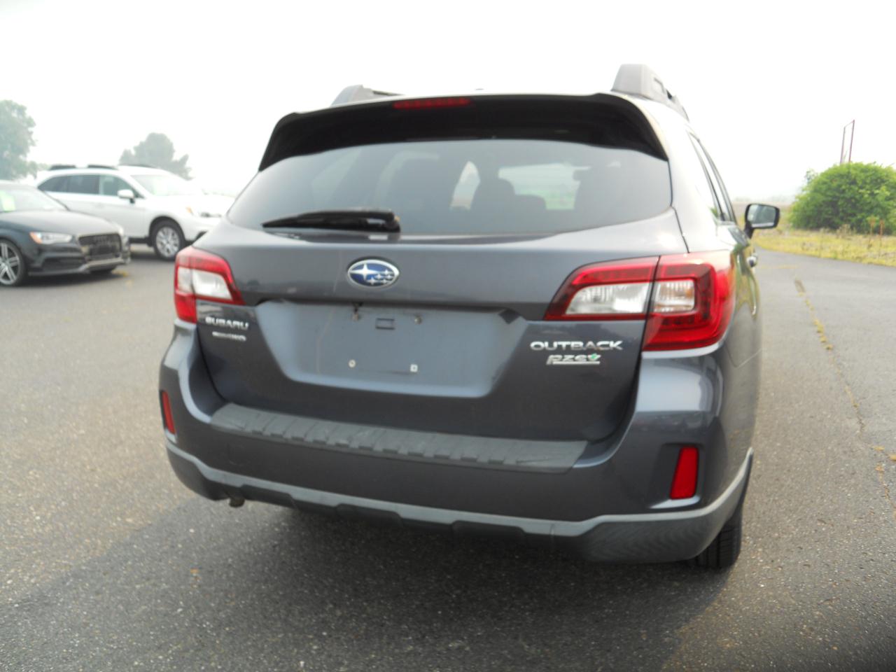 Subaru Outback 2.5i Limited 2015
