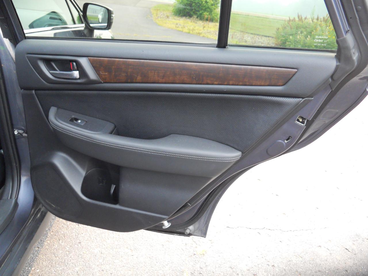 Subaru Outback 2.5i Limited 2015