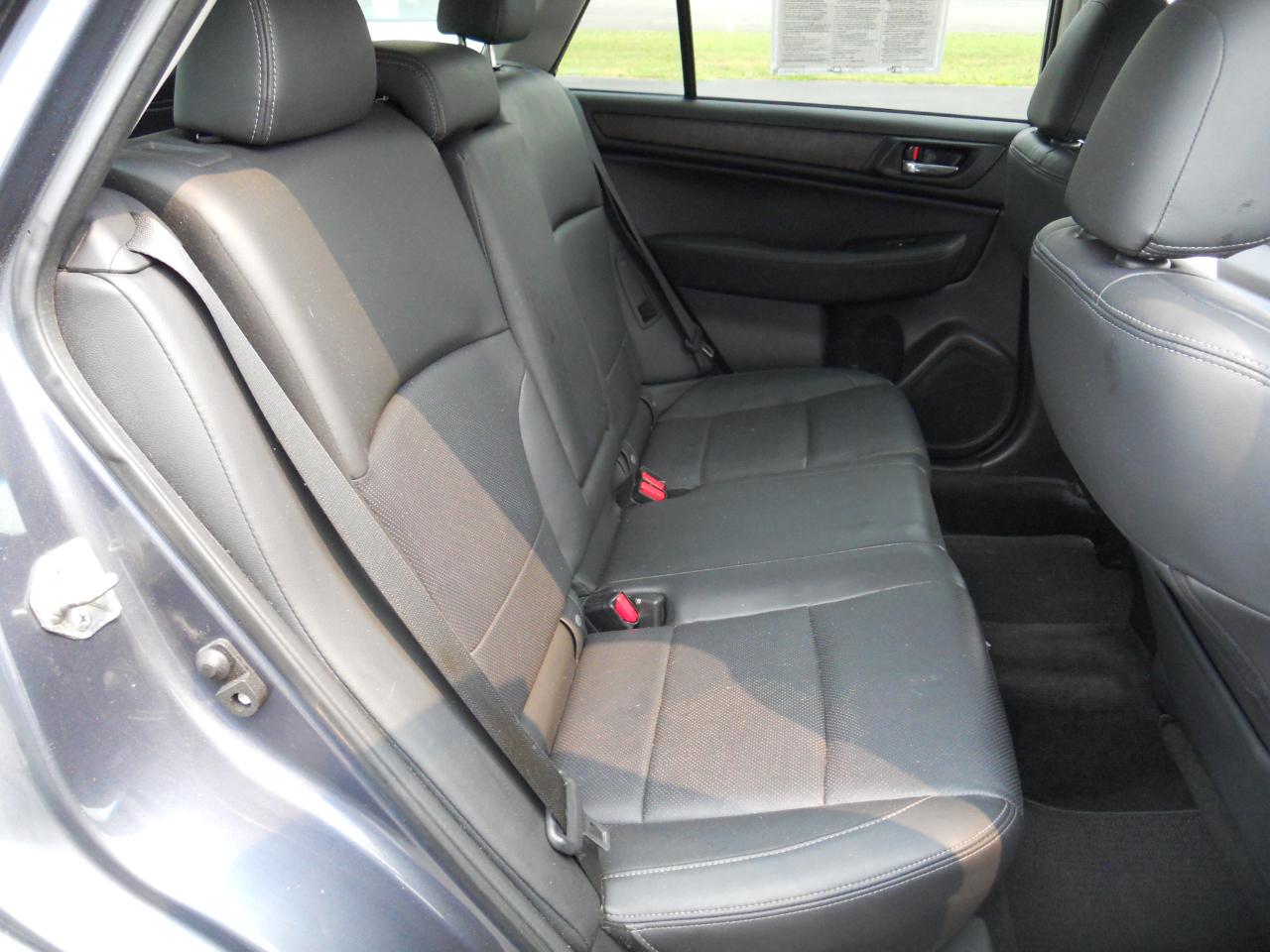 Subaru Outback 2.5i Limited 2015
