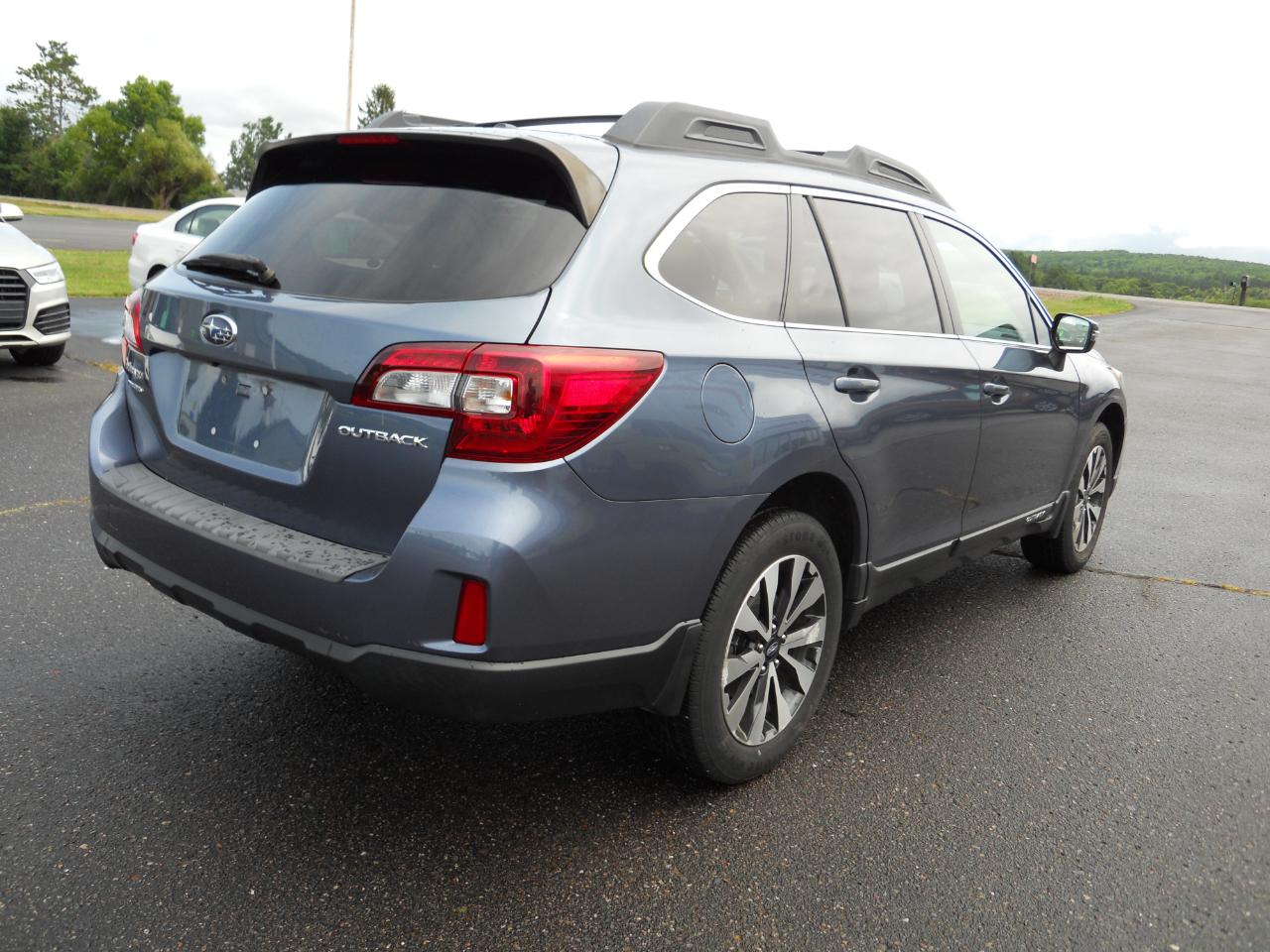 Subaru Outback 2.5i Limited 2015