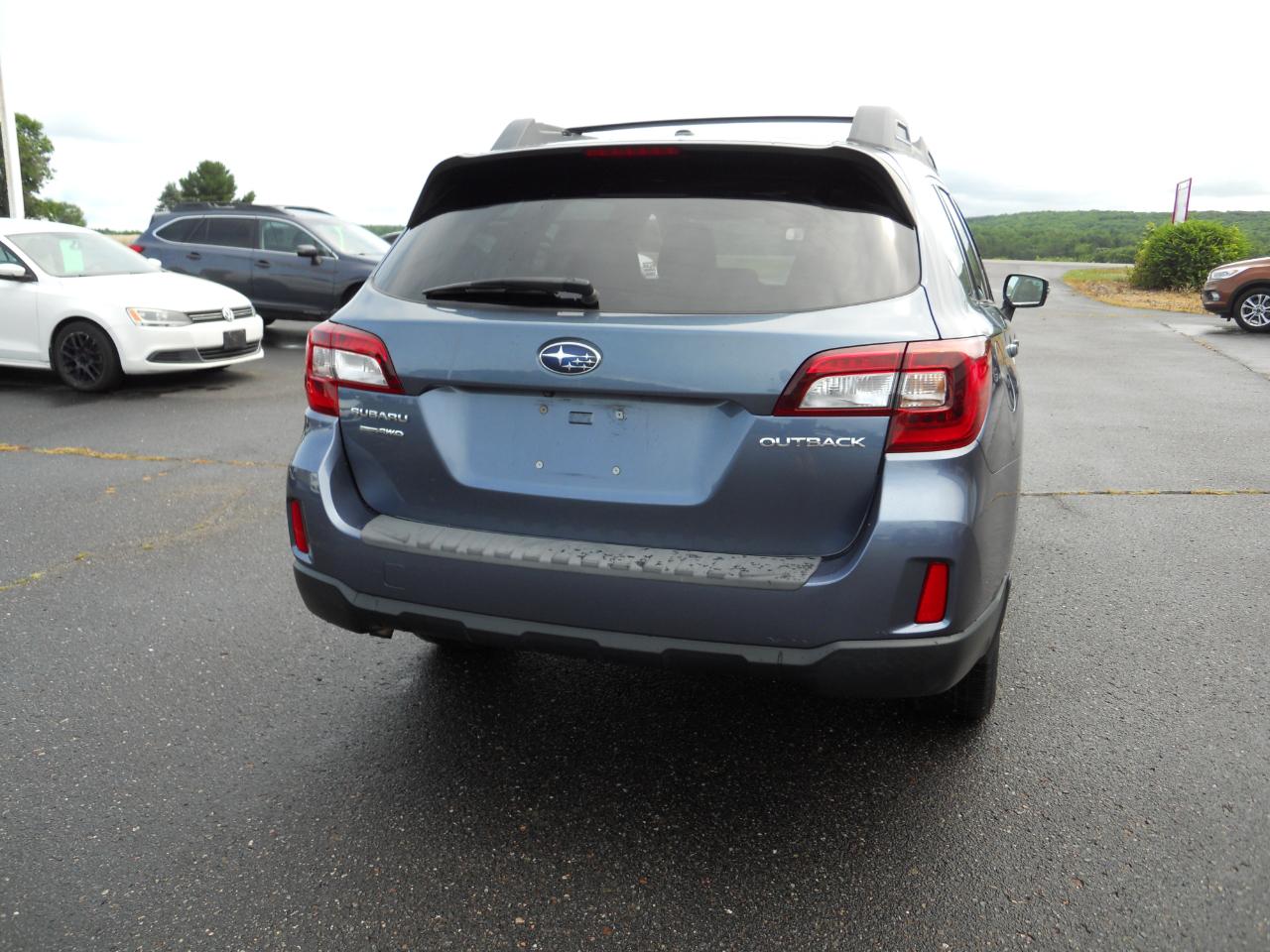 Subaru Outback 2.5i Limited 2015