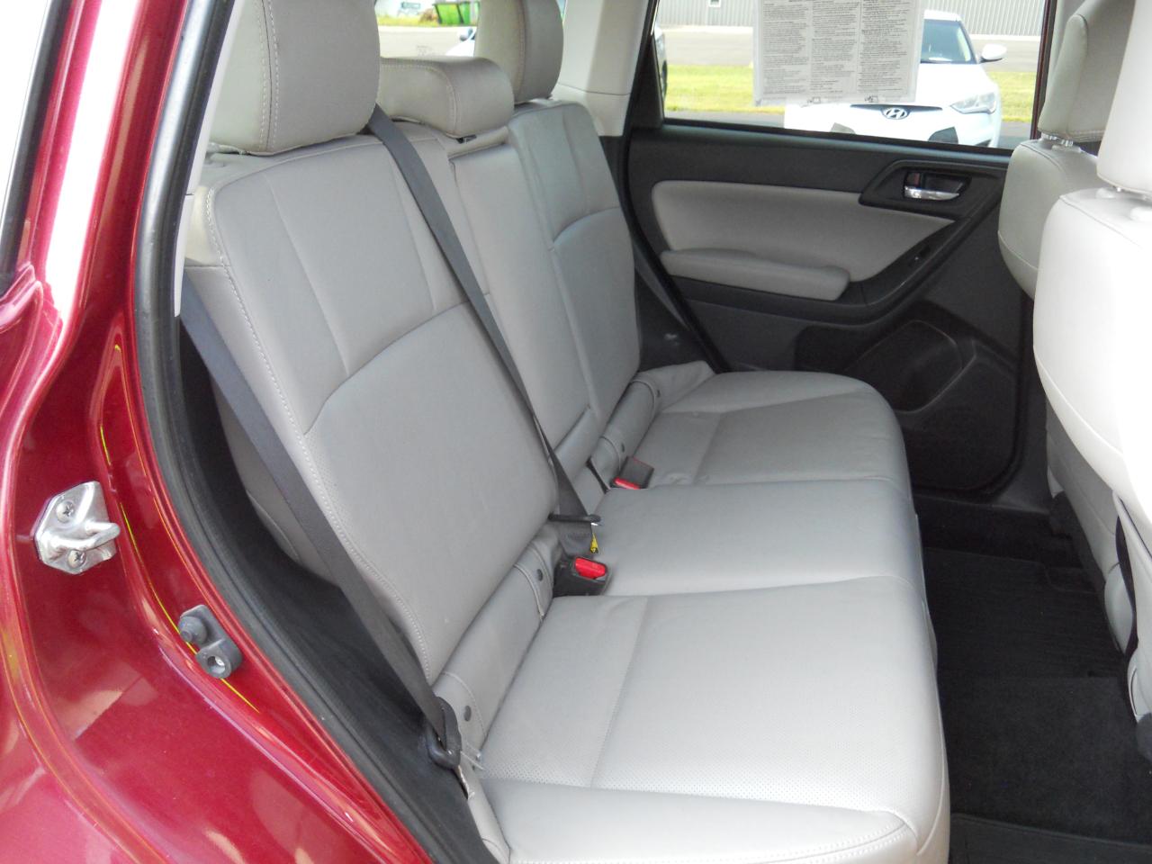 Subaru Forester 2.5i Limited 2015