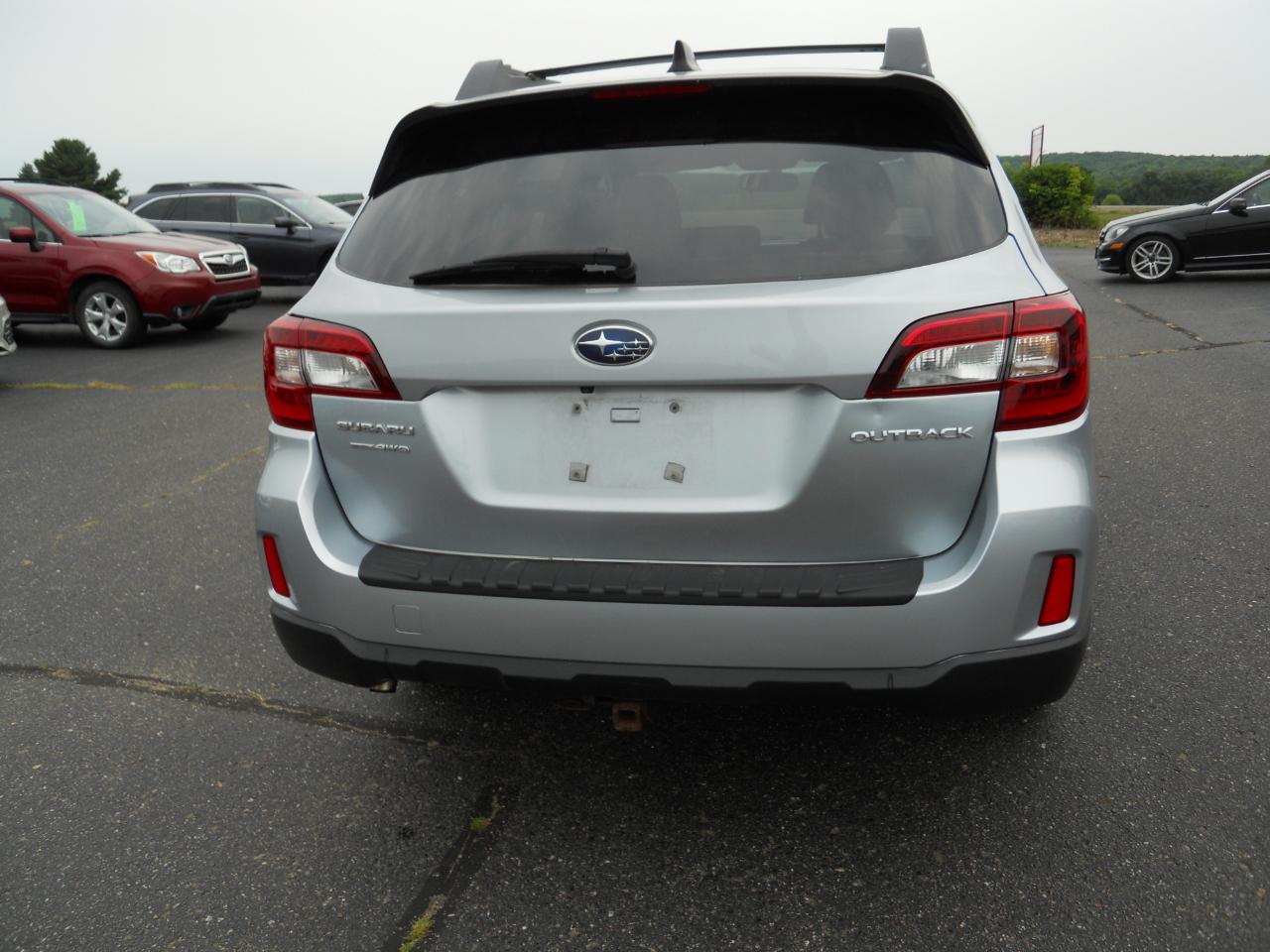 Subaru Outback 2.5i Limited 2016