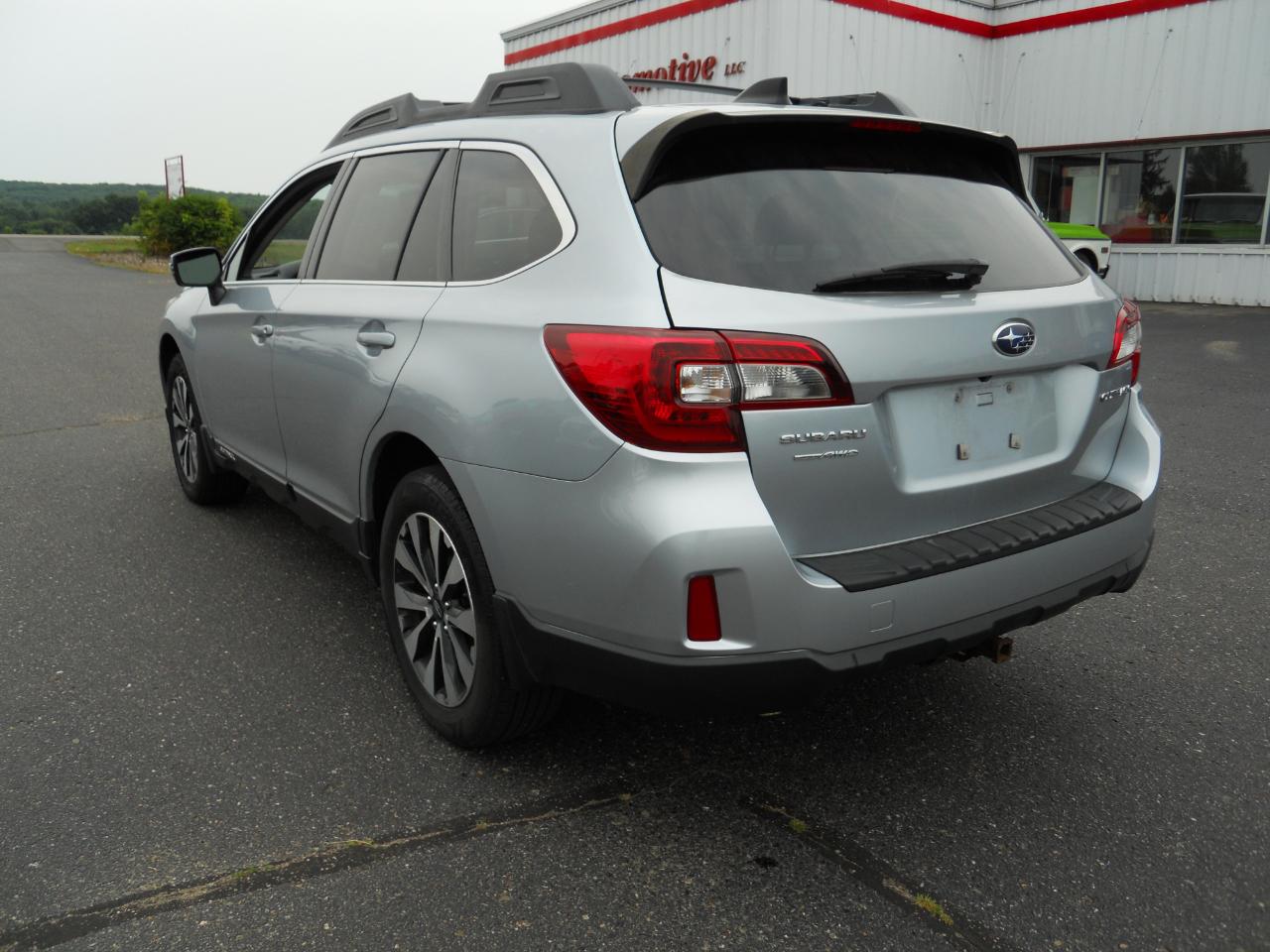 Subaru Outback 2.5i Limited 2016