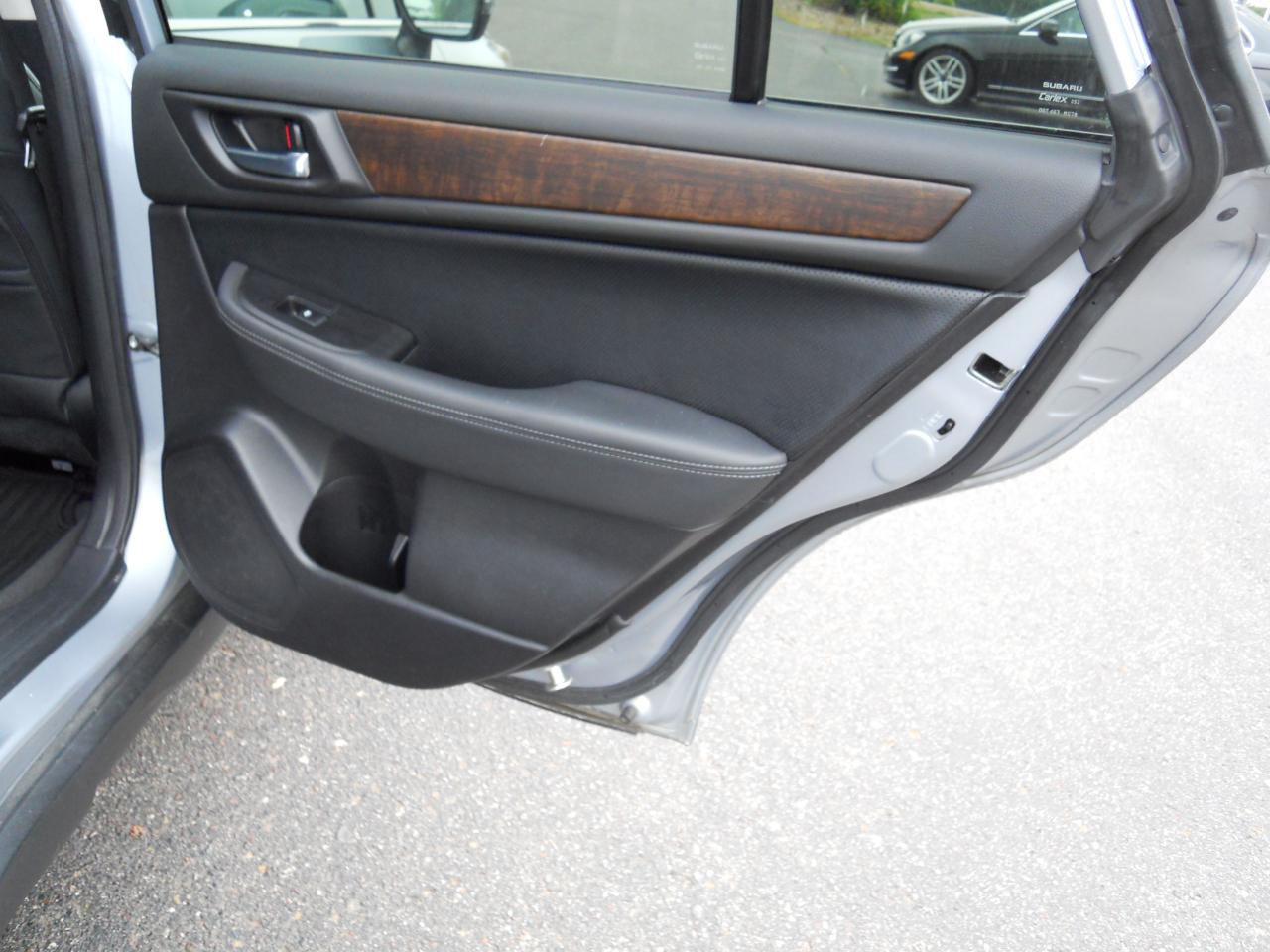 Subaru Outback 2.5i Limited 2016