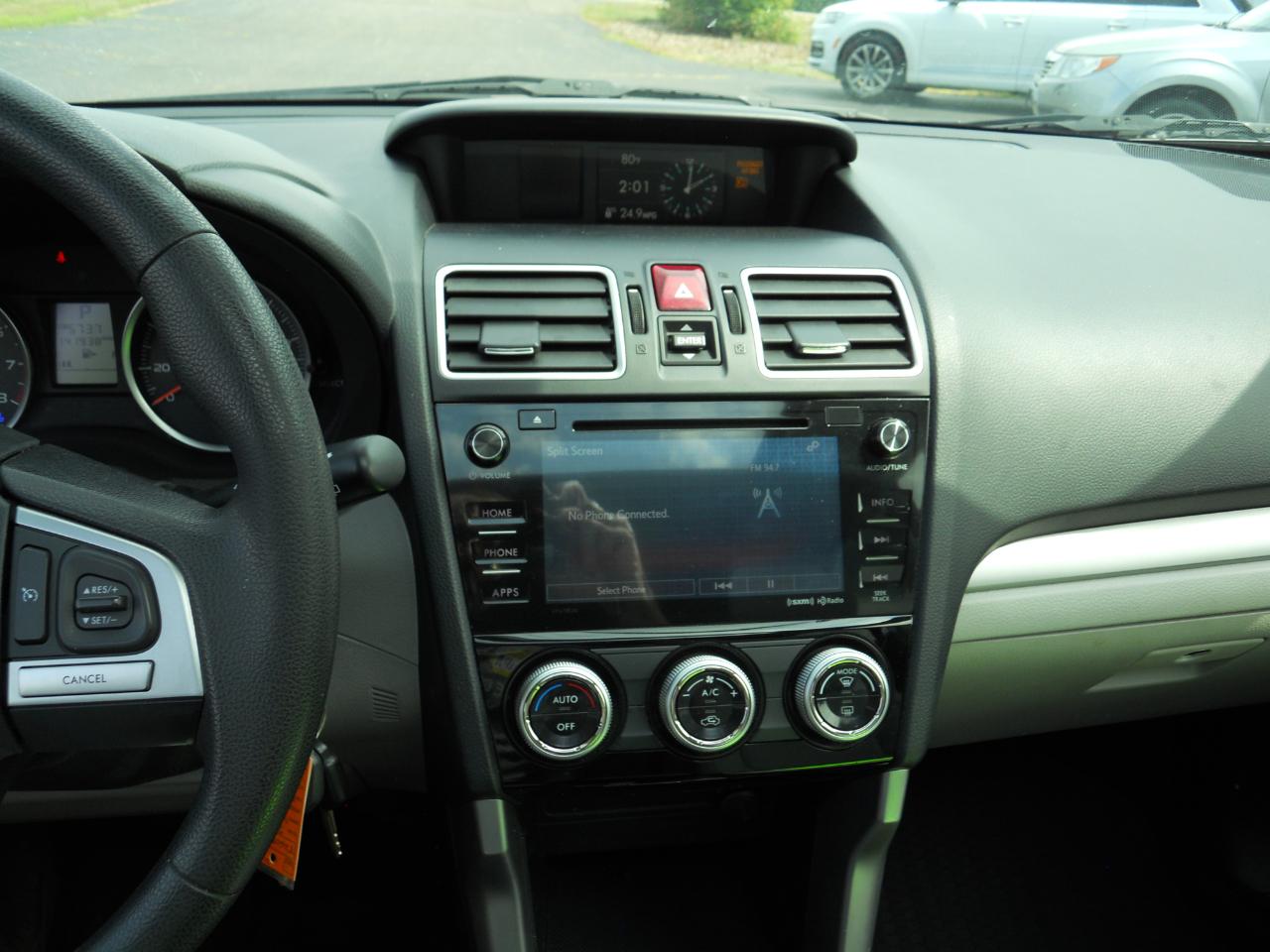 Subaru Forester 2.5i Premium PZEV CVT 2017