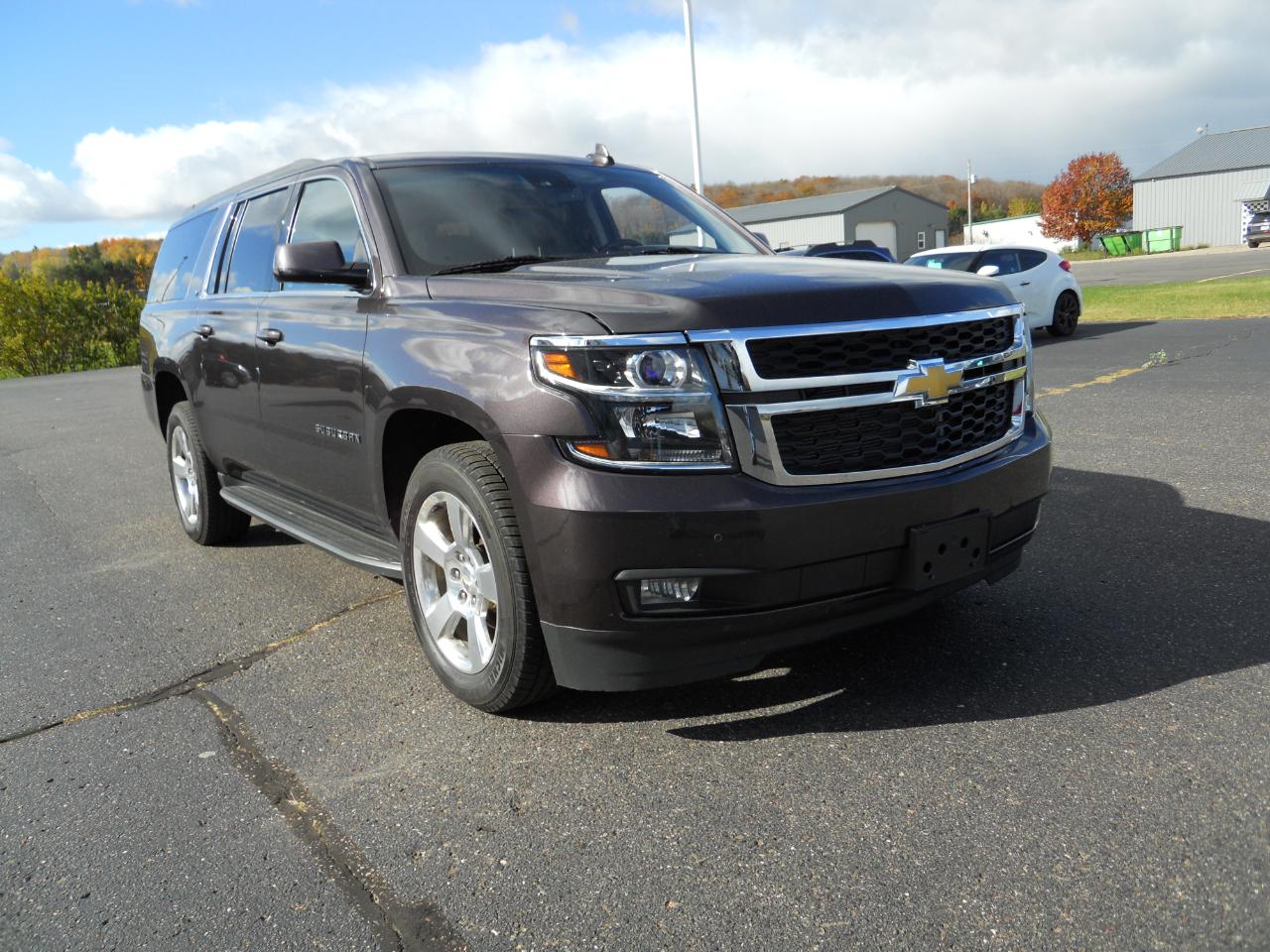Chevrolet Suburban LT 4WD 2016