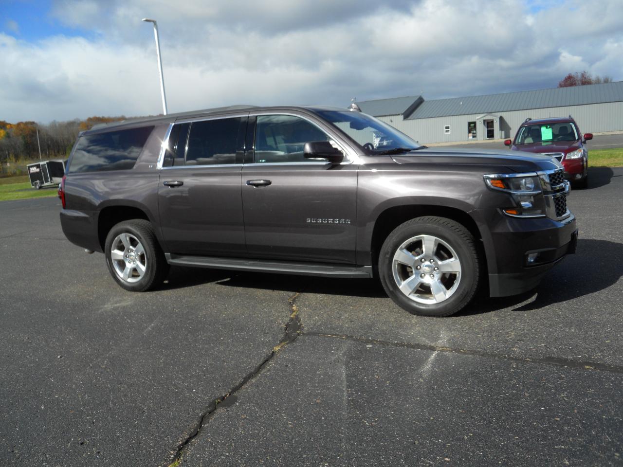 Chevrolet Suburban LT 4WD 2016