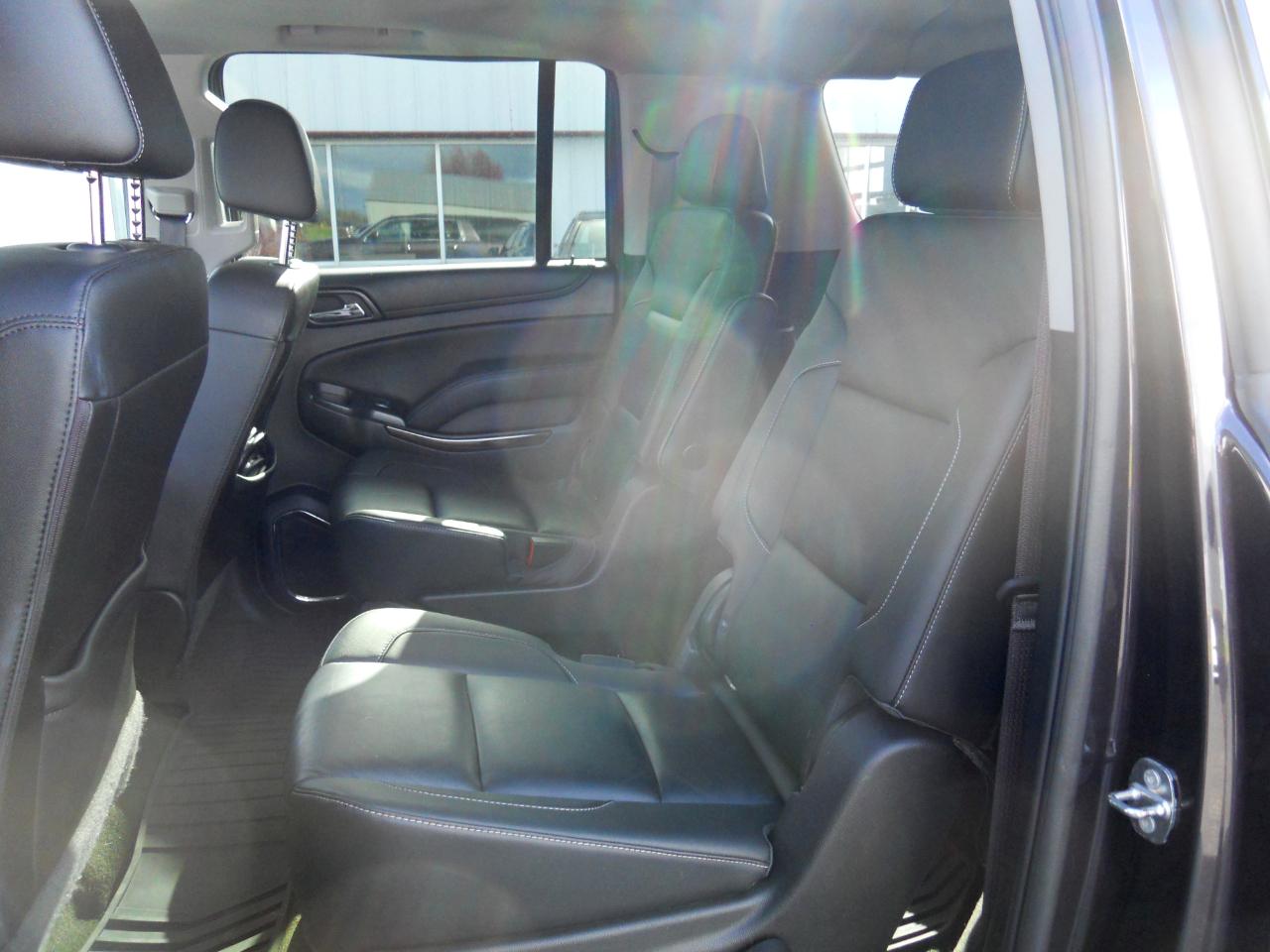 Chevrolet Suburban LT 4WD 2016