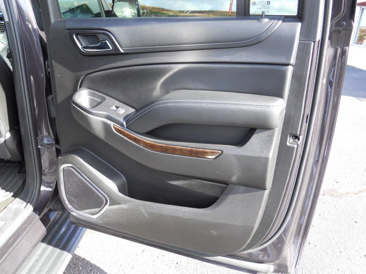 Chevrolet Suburban LT 4WD 2016