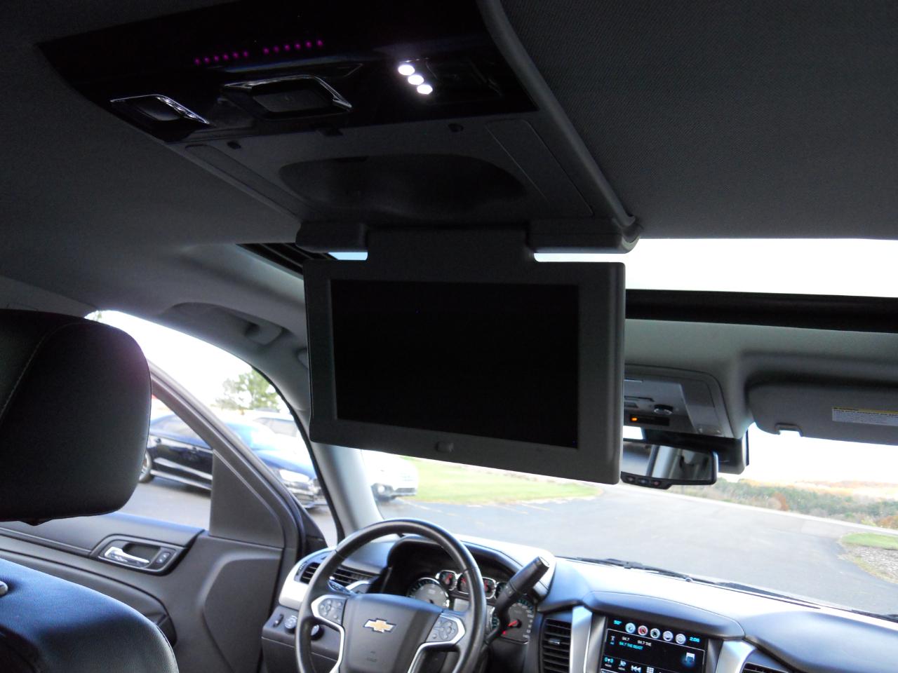 Chevrolet Suburban LT 4WD 2016