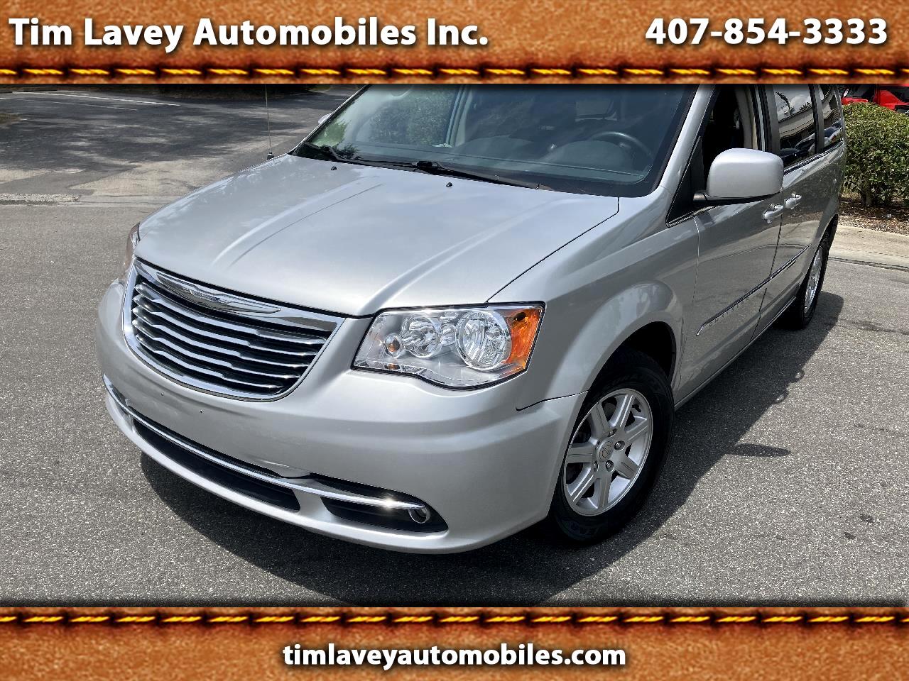 Chrysler Town & Country 4dr Wgn Touring 2011