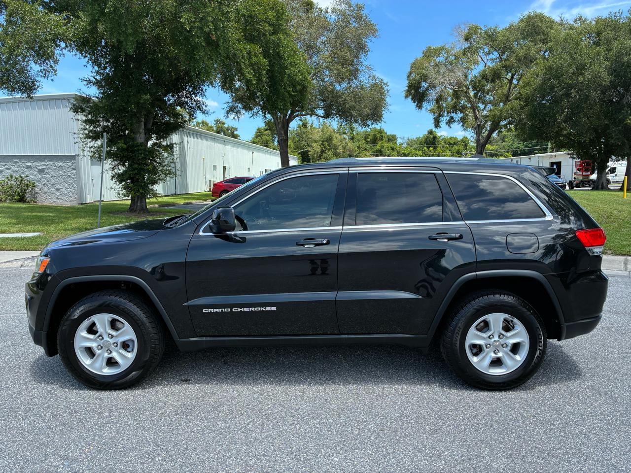 Jeep Grand Cherokee 4WD 4dr Laredo 2015