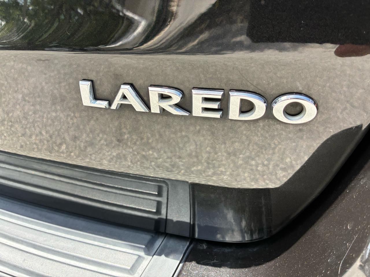 Jeep Grand Cherokee 4WD 4dr Laredo 2015