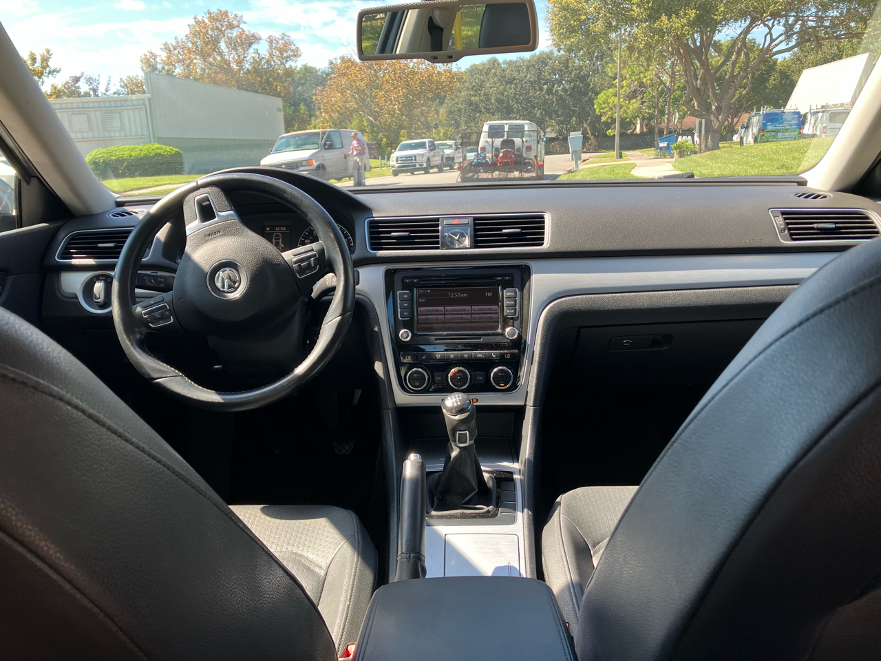 Volkswagen Passat 4dr Sdn 2.5L Auto SE 2012 Volkswagen Passat 4dr Sdn 2.5L Auto SE 2012