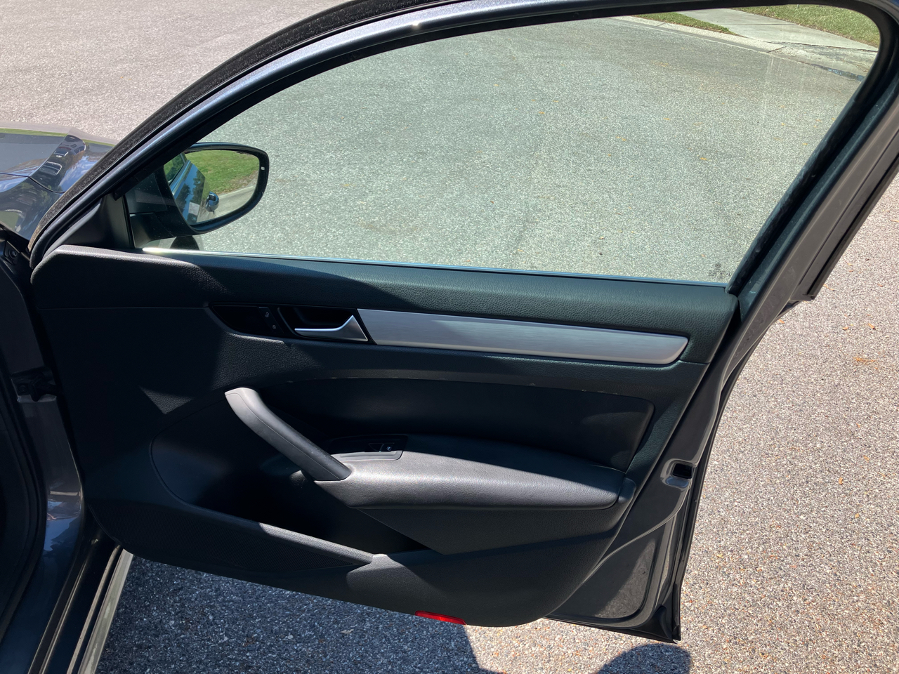 Volkswagen Passat 4dr Sdn 2.5L Auto SE 2012 Volkswagen Passat 4dr Sdn 2.5L Auto SE 2012