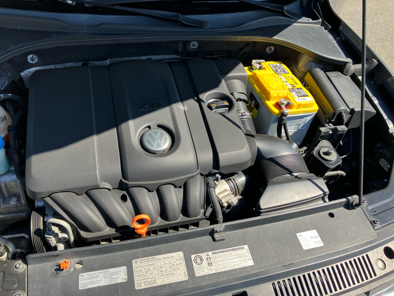 Volkswagen Passat 4dr Sdn 2.5L Auto SE 2012 Volkswagen Passat 4dr Sdn 2.5L Auto SE 2012