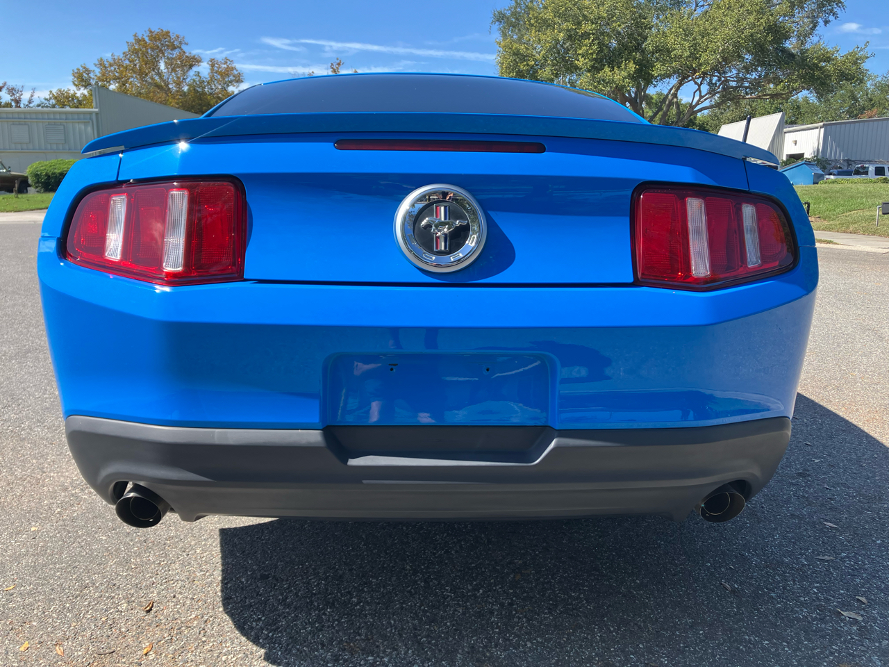 Ford Mustang 2dr Cpe V6 Premium 2011 Ford Mustang 2dr Cpe V6 Premium 2011