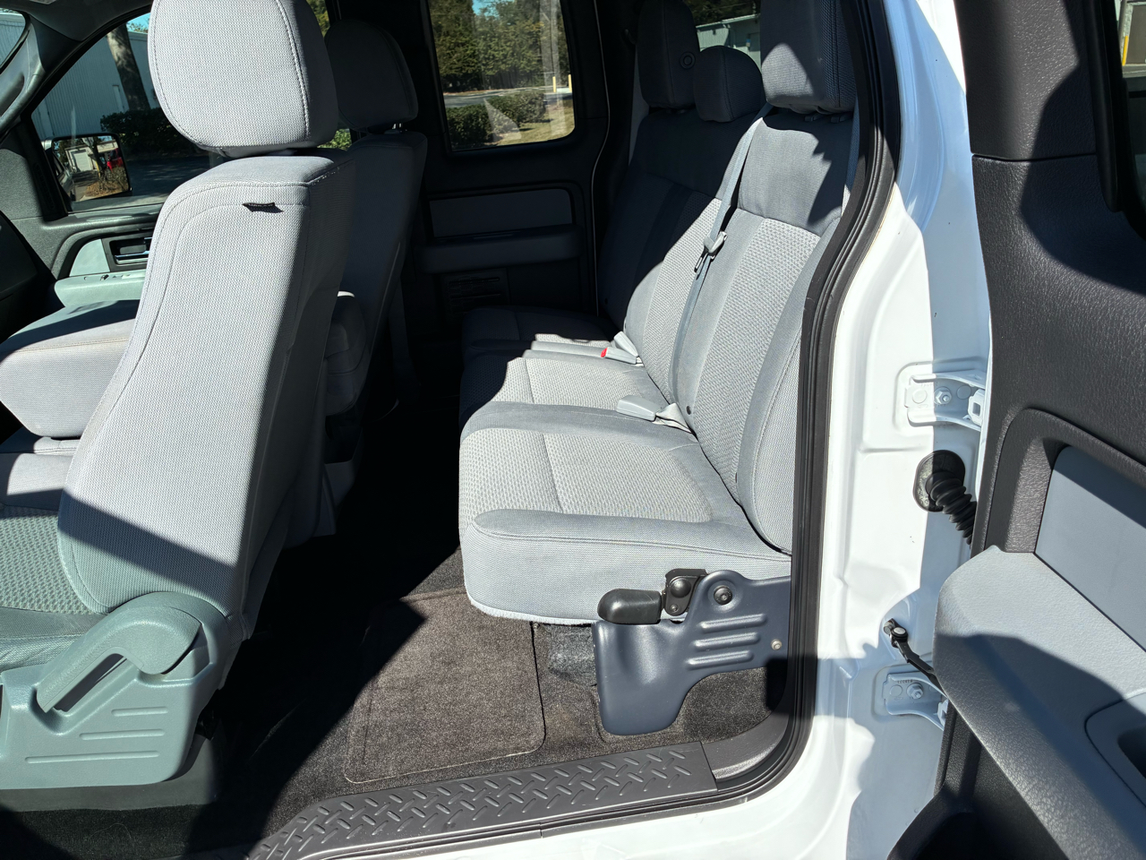 Ford F-150 2WD SuperCab 133" STX 2013