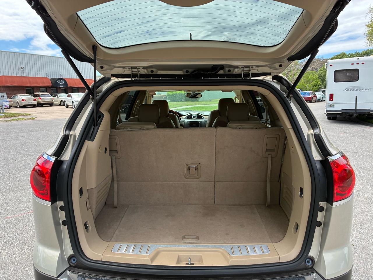 Buick Enclave FWD 4dr CXL 2009