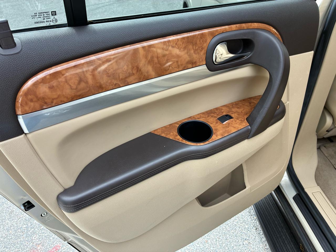 Buick Enclave FWD 4dr CXL 2009