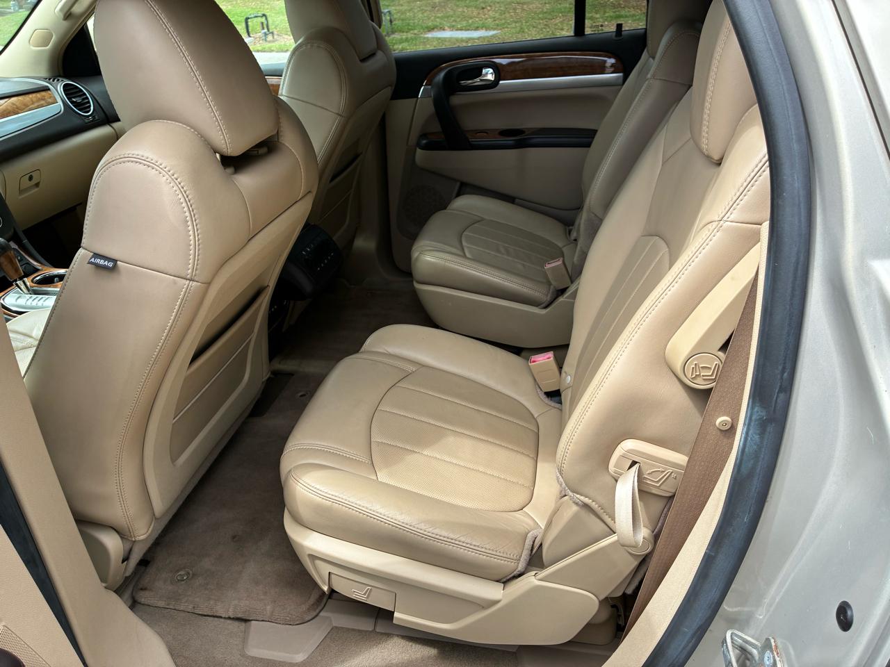 Buick Enclave FWD 4dr CXL 2009