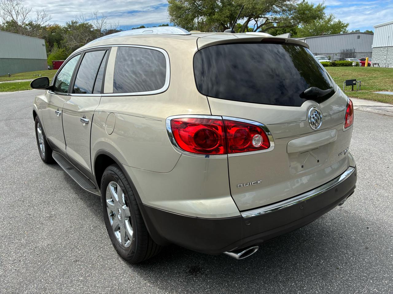 Buick Enclave FWD 4dr CXL 2009