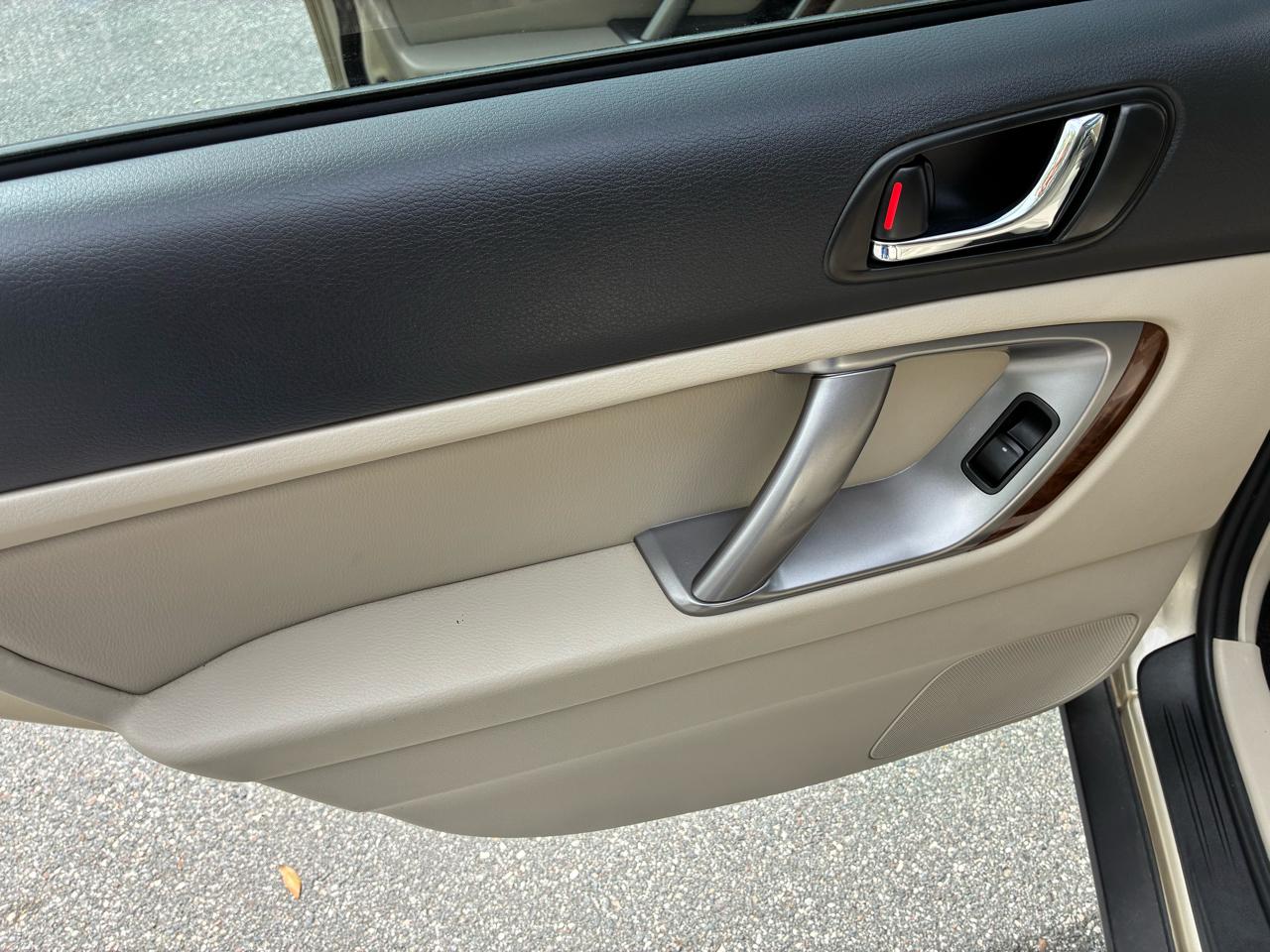 Subaru Outback 4dr H4 Auto Ltd 2009