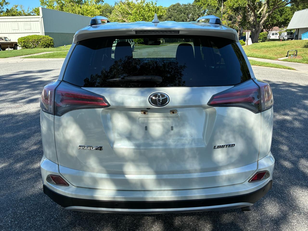Toyota RAV4 FWD 4dr Limited (Natl) 2016