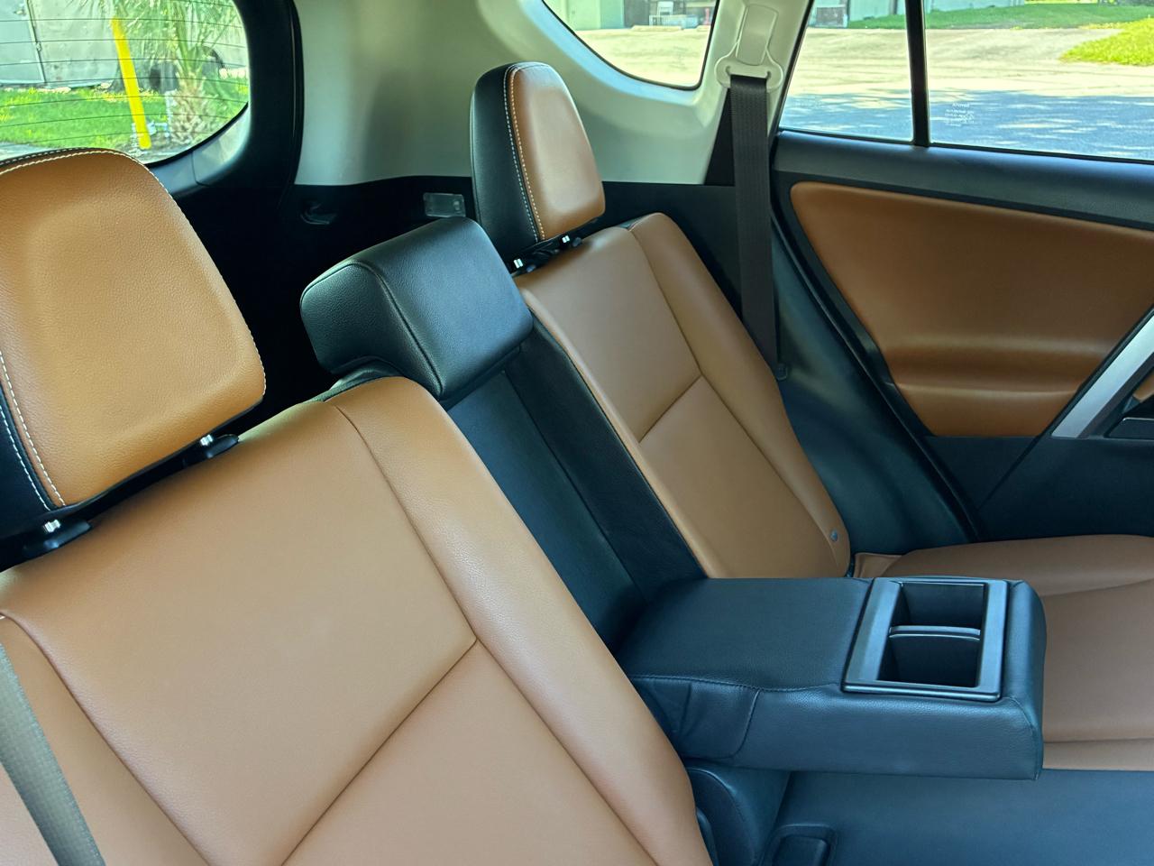 Toyota RAV4 FWD 4dr Limited (Natl) 2016
