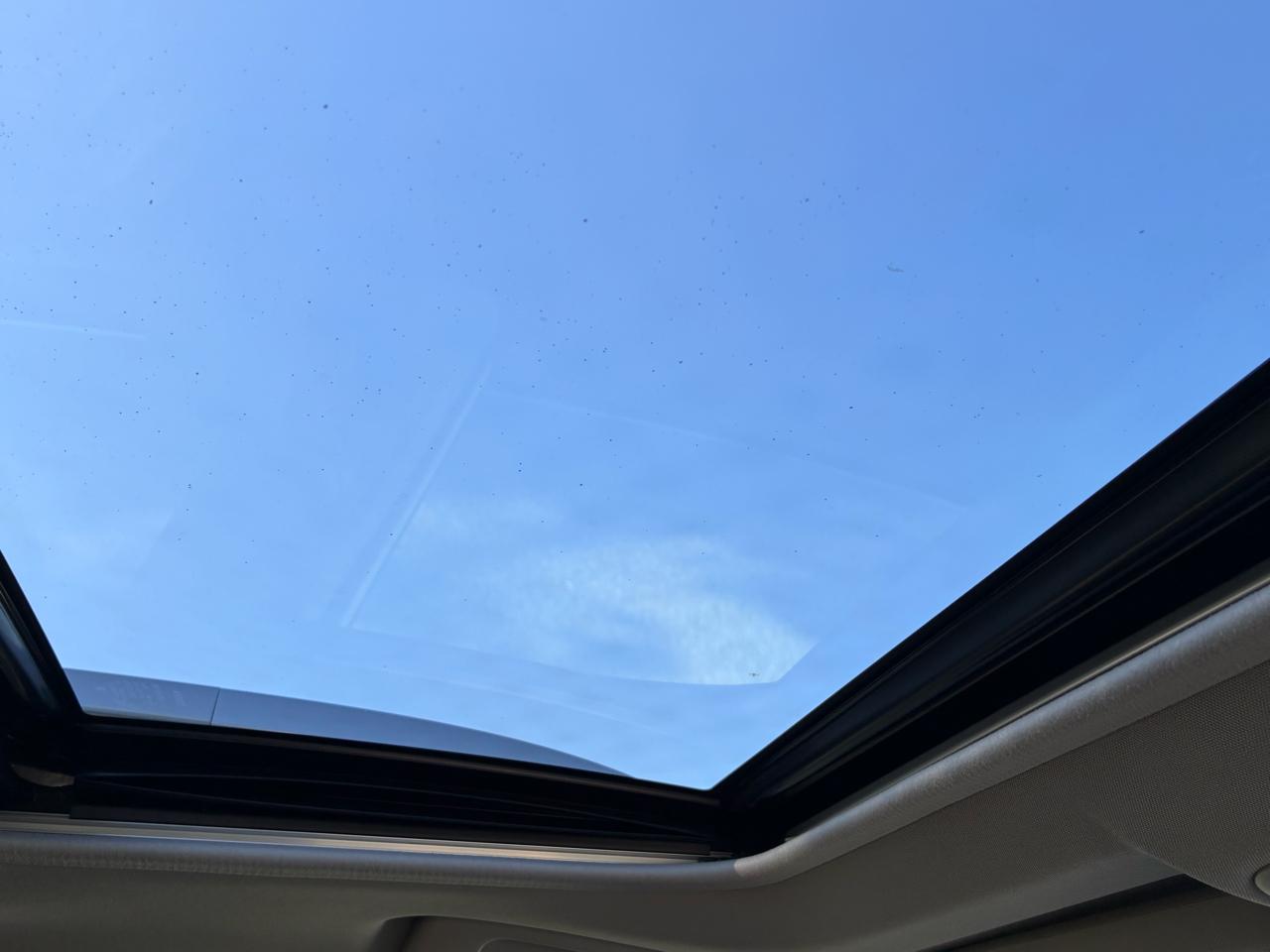 Toyota RAV4 FWD 4dr Limited (Natl) 2016