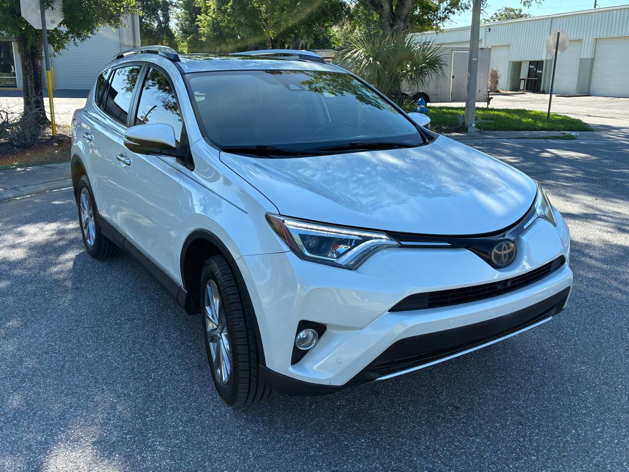 Toyota RAV4 FWD 4dr Limited (Natl) 2016