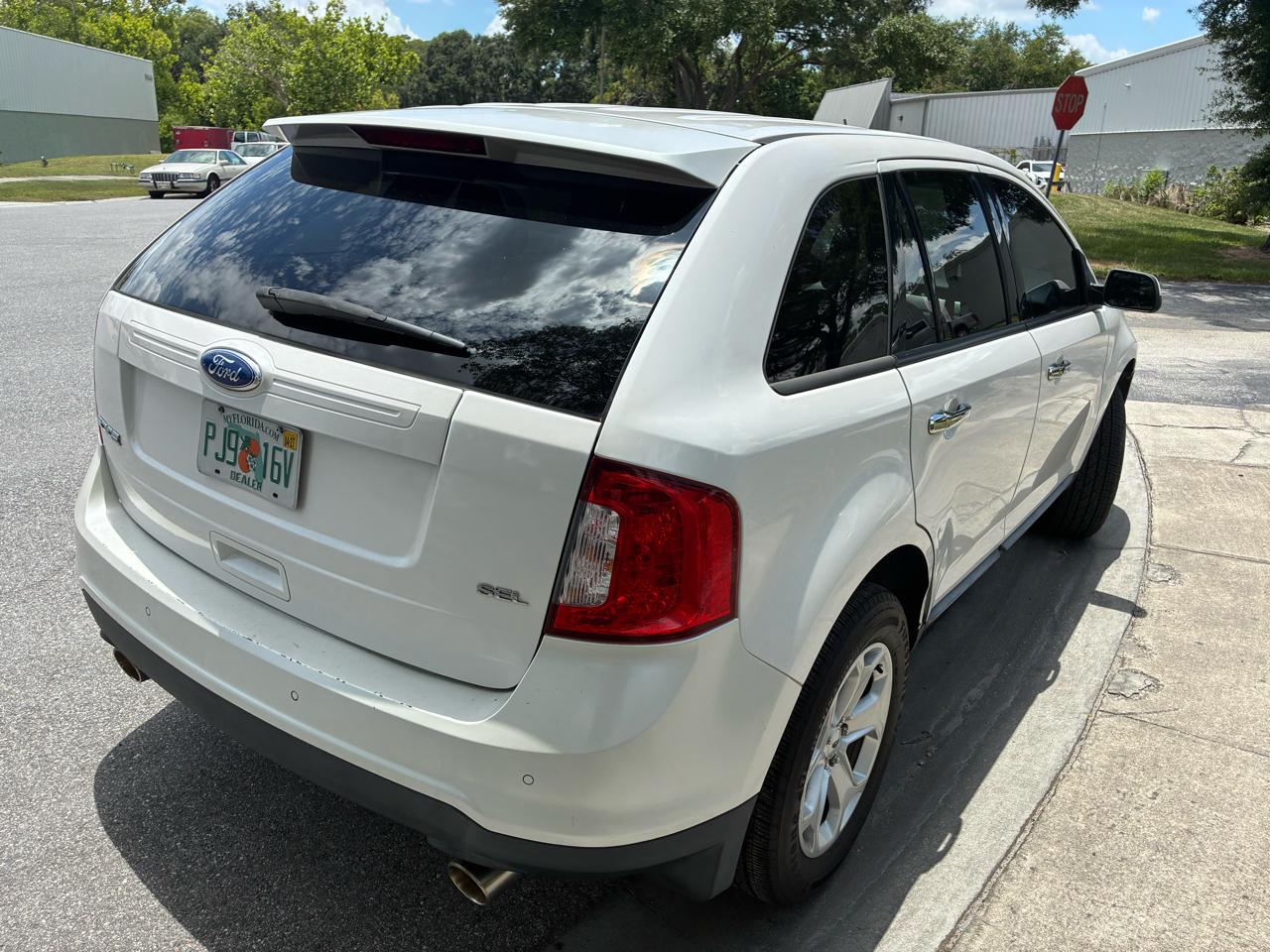 Ford Edge 4dr SEL FWD 2011