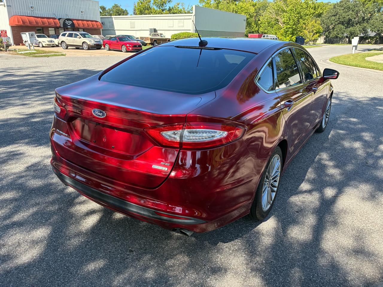 Ford Fusion 4dr Sdn SE FWD 2013