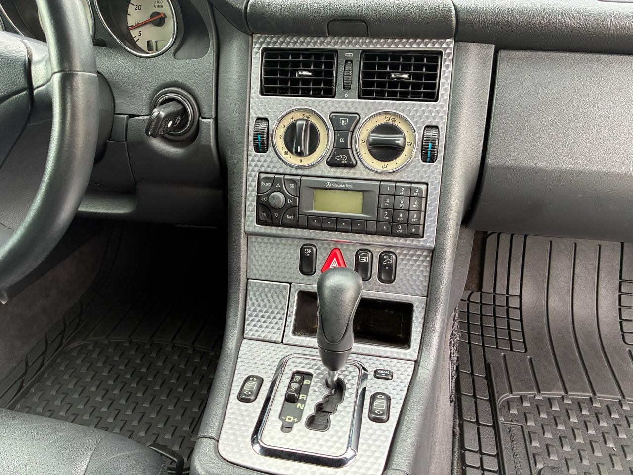 Mercedes-Benz SLK-Class 2dr Kompressor Roadster 2.3L 2002