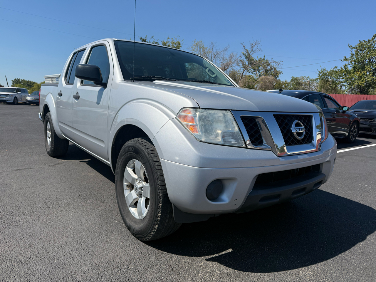 2012 Nissan Frontier S Crew Cab photo 16