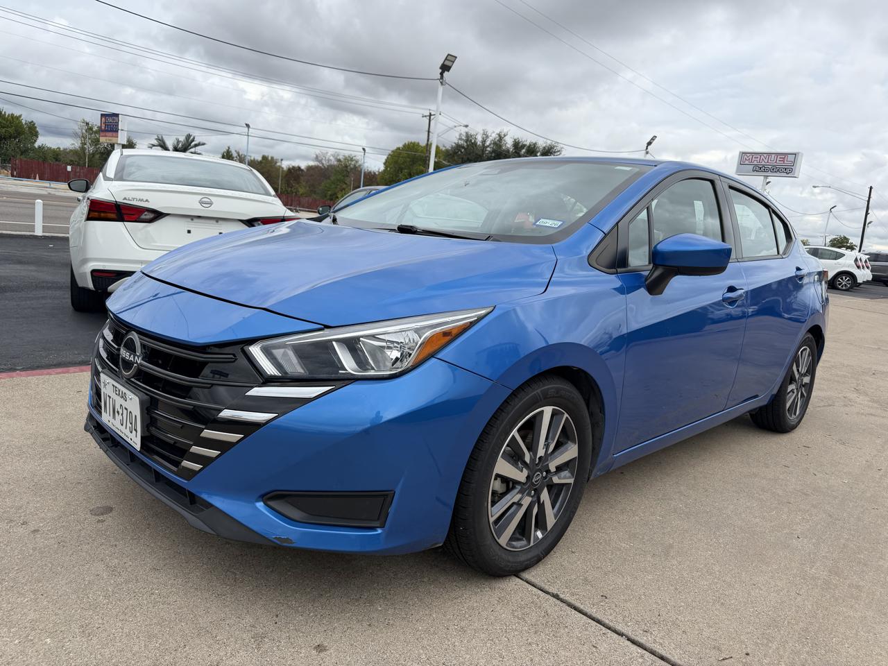 2023 Nissan Versa SV