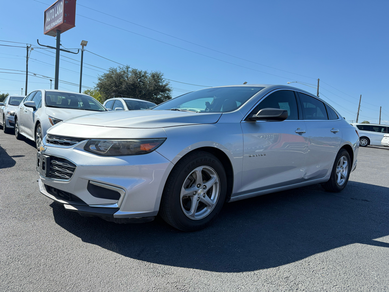 2017 Chevrolet Malibu LS photo 2