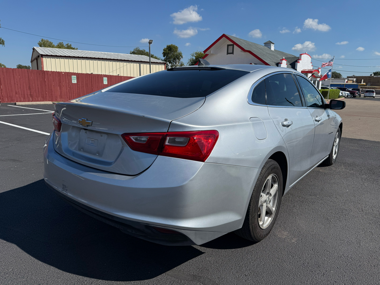 2017 Chevrolet Malibu LS photo 12